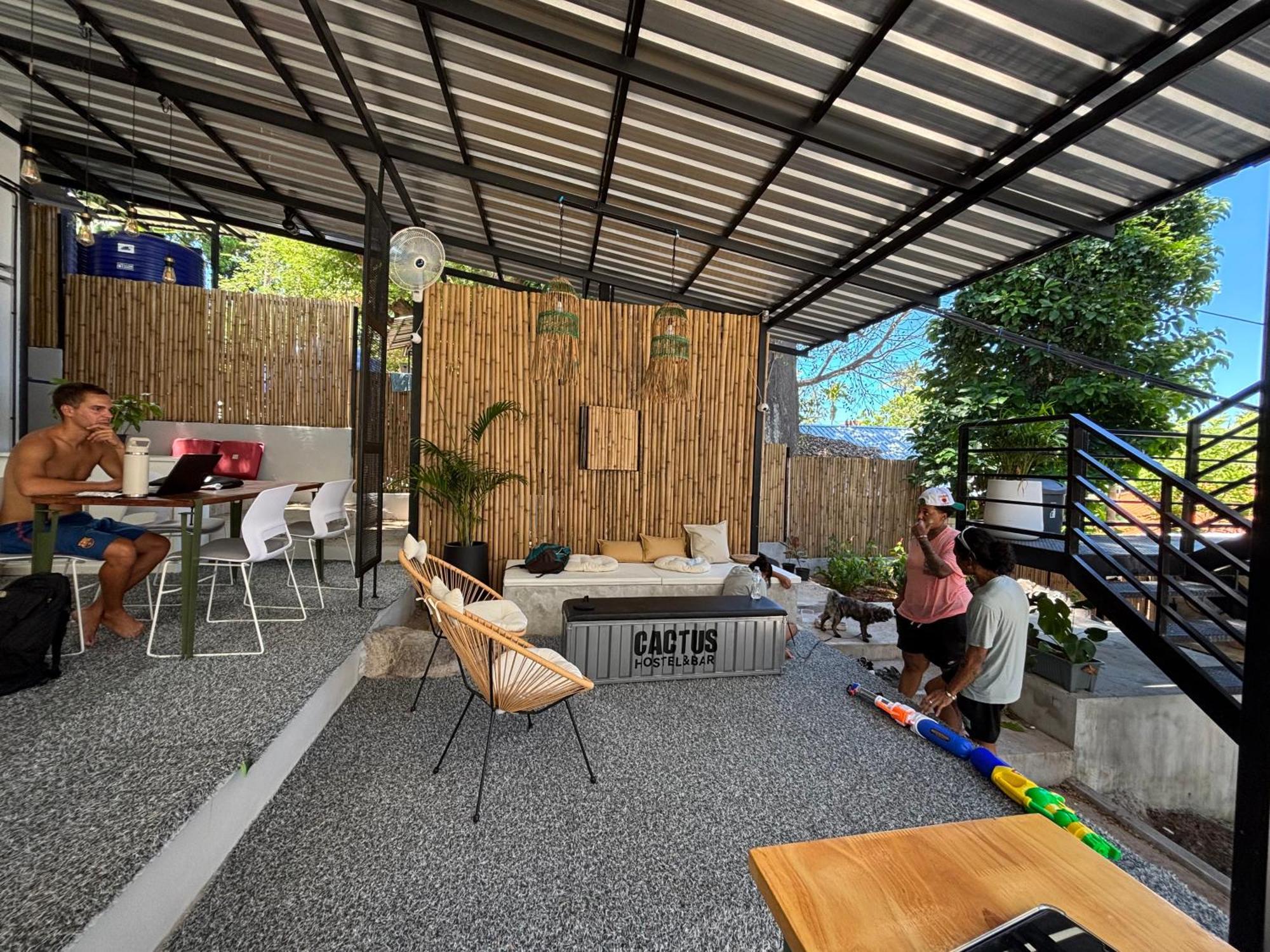 Cactus Boutique Hostel Ko Tao Exterior photo
