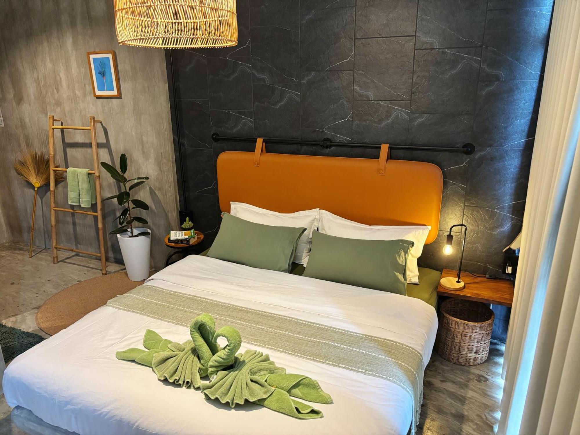 Cactus Boutique Hostel Ko Tao Exterior photo